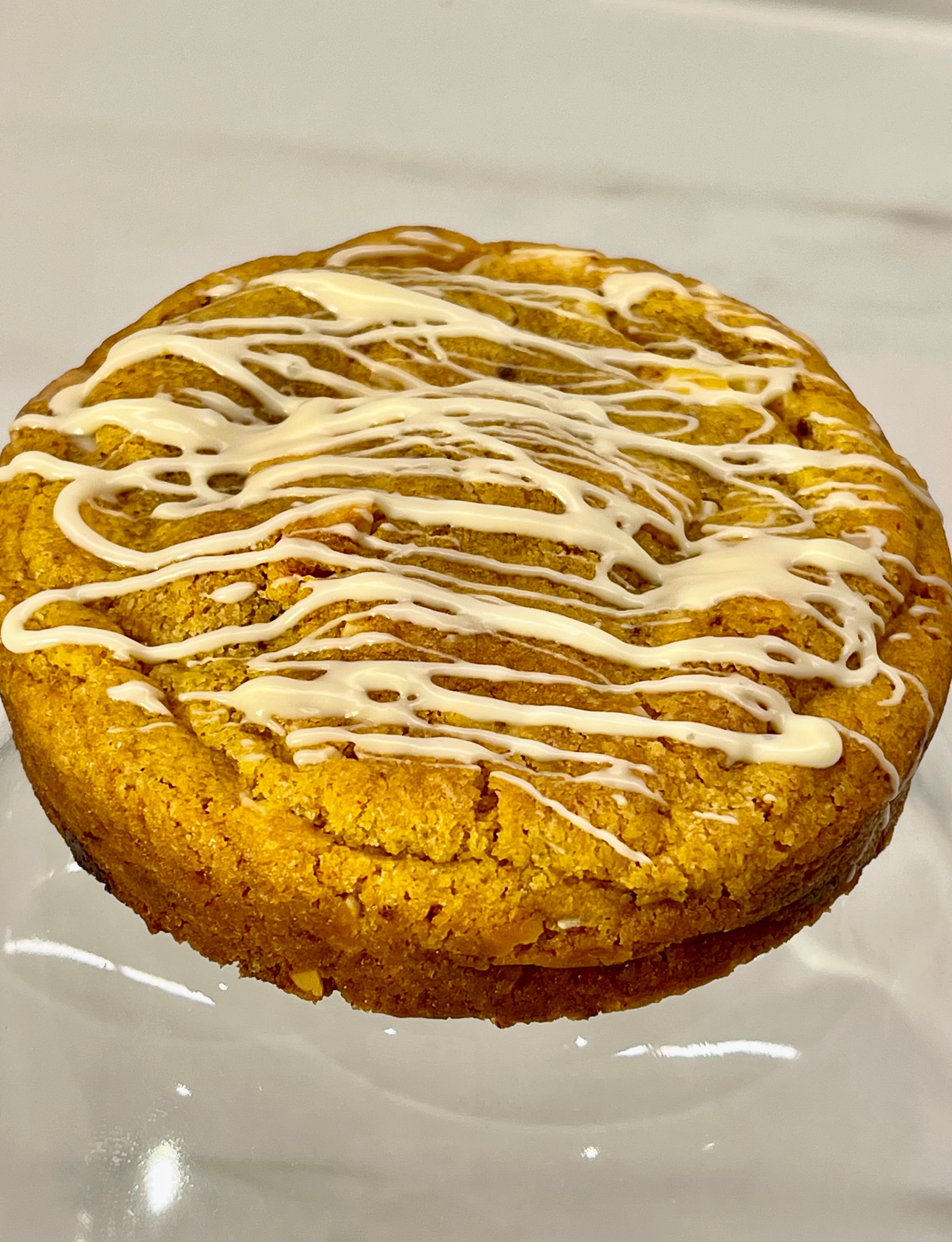 SAFFRON ALMOND COOKIE